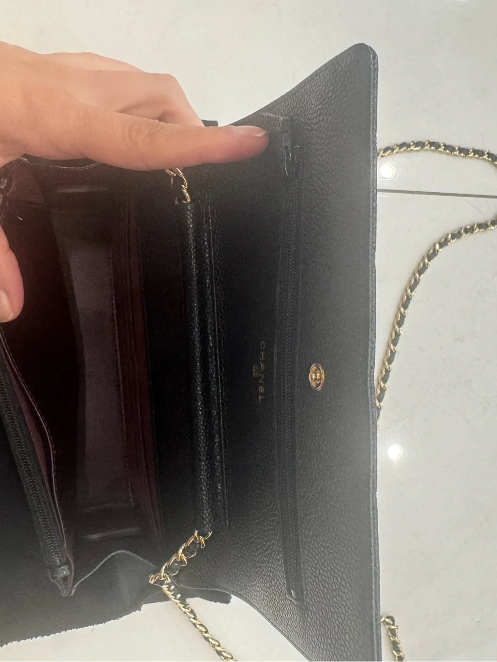Auth. Chanel classic WOC